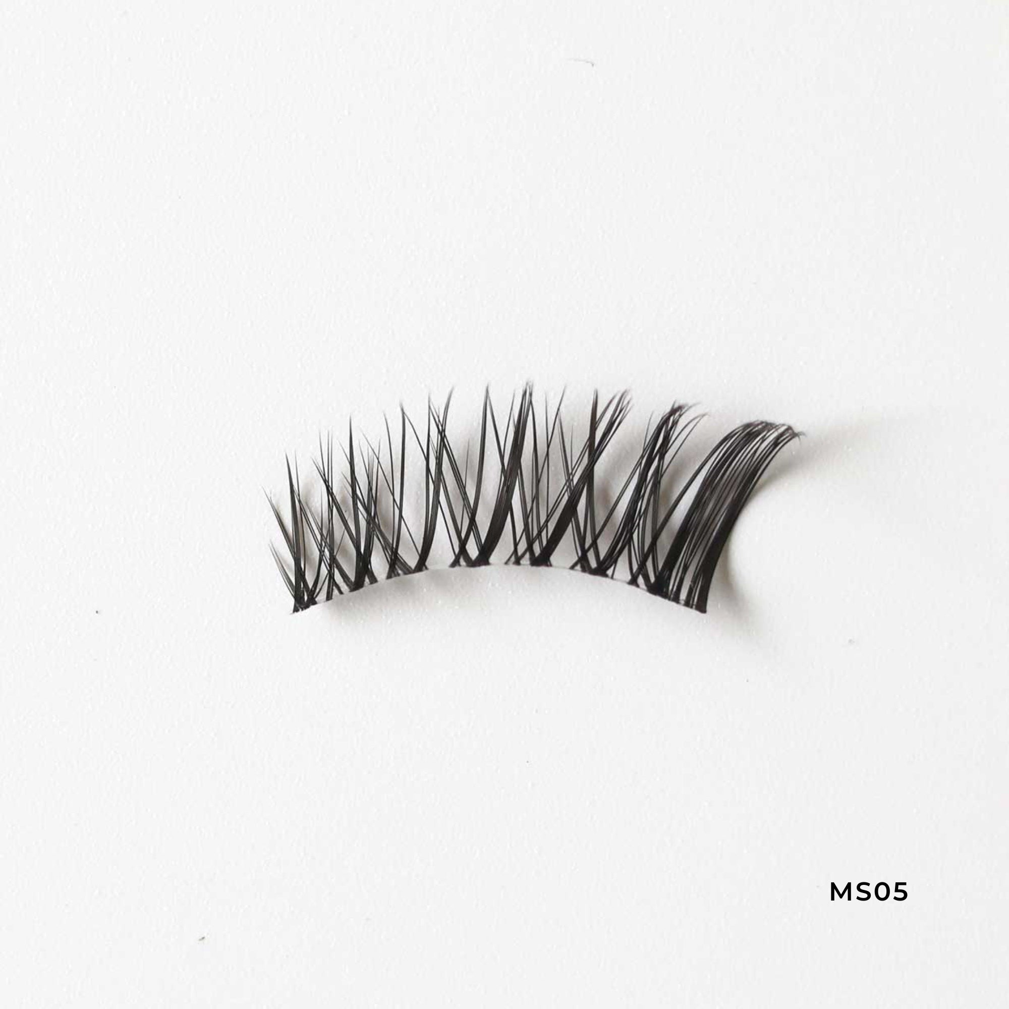 ¾ Strip Lashes